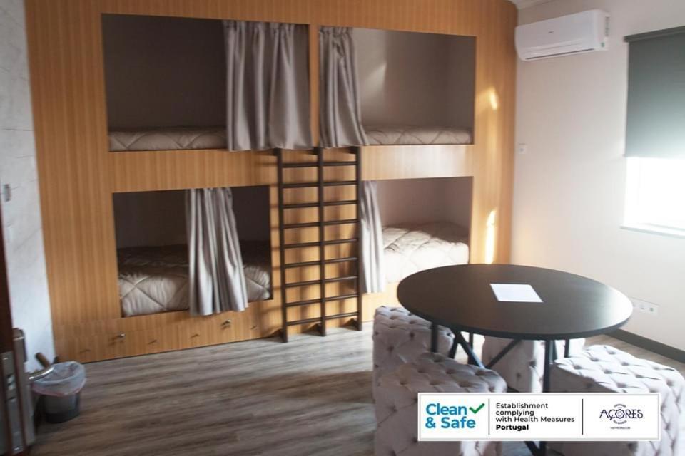D. Irene Hostel Lajes Eksteriør bilde